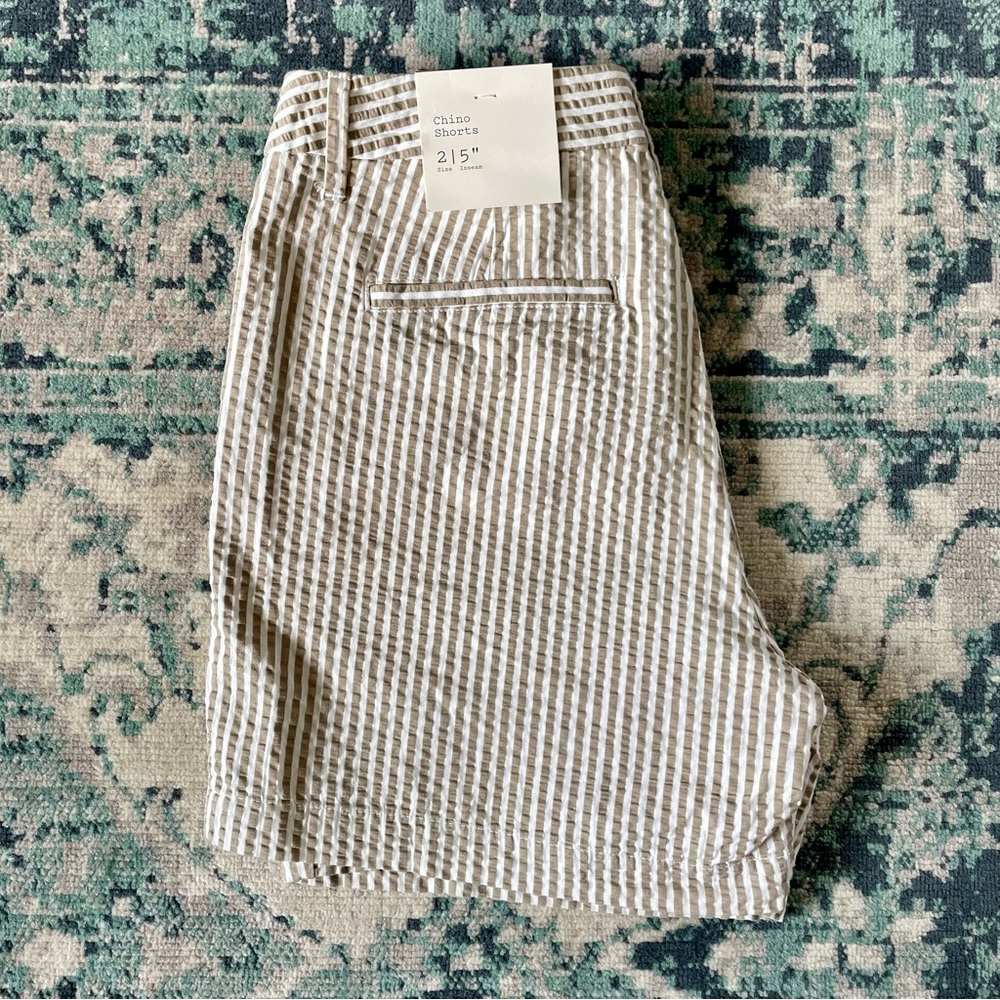 NWT A New Day Chino Shorts Size 2 Tan & White Striped Seersucker Summer Classic